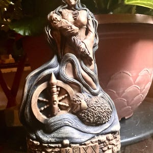 Frigg Goddess Statue: Norse Altar Viking Wood Carving - Etsy