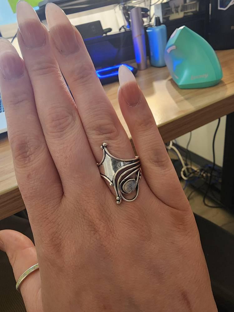 Beautiful Handmade Moonstone Ring, 92.5 Sterling Silver Ring, Moonstone Jewelry, Gemstone Ring, Handmade Ring , Gift Ring, Boho Ring