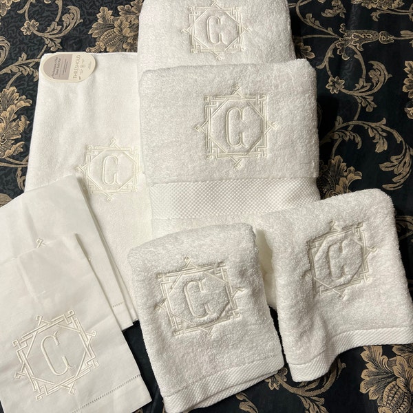 SALE** Fishtail Monogram Embroidery Font 12 Sizes Machine BX Embroidery ...