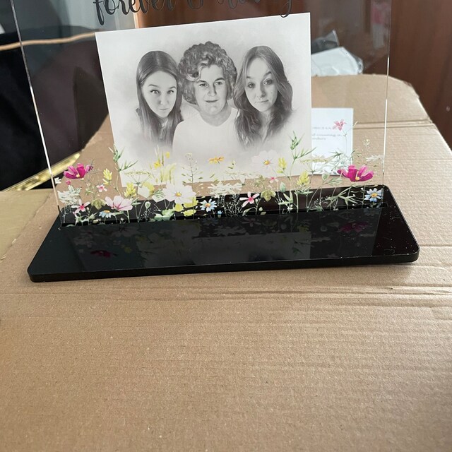 Regalo Personalizzato Con Foto Per Amico | Targa In Acrilico Anime Gemelle | Cornice Portafoto