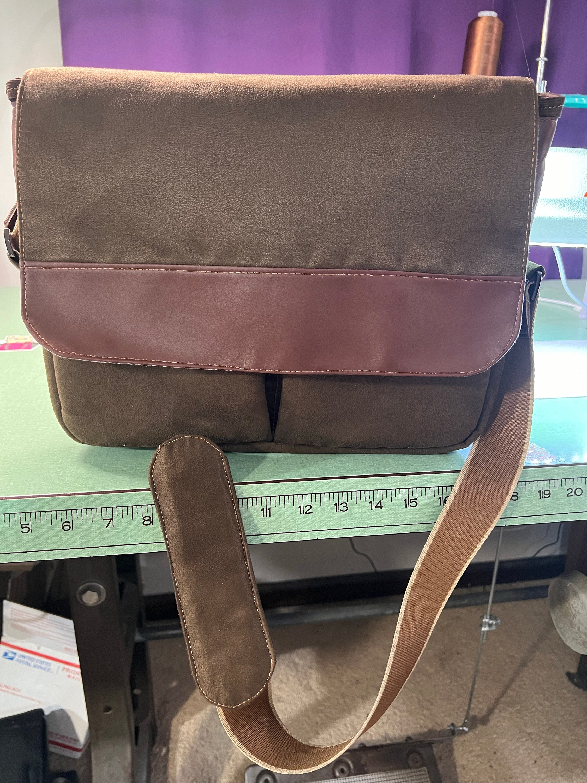 iThinksew - Patterns and More - Yuni Messenger Bag PDF Pattern