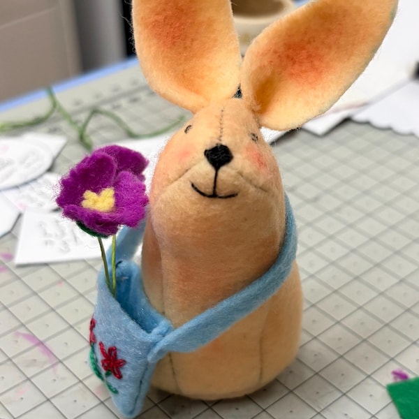 PDF PATTERN FILES Flower Bunnies - Felt Sewing Pattern - Rabbit - Bunny ...