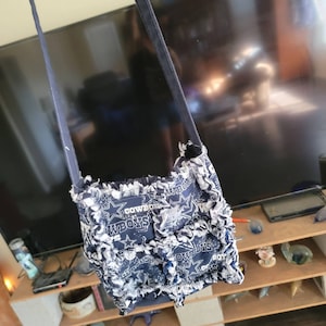 Jen added a photo of their purchase