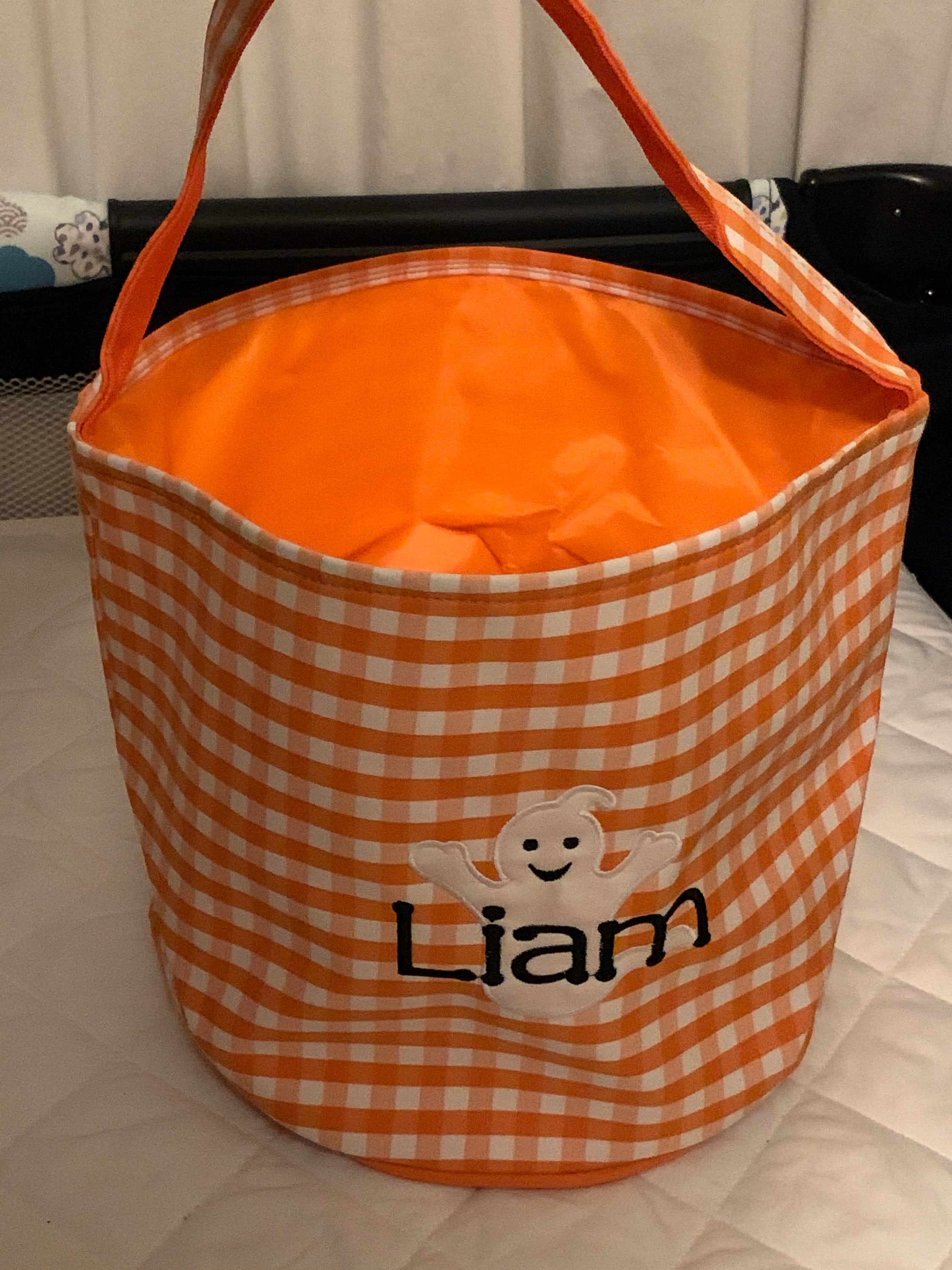 Trick or treat bag, Trick-or-treat bucket,  Halloween Bucket, Personalized, Halloween Basket, monogram, trick-or-treat, Halloween bag