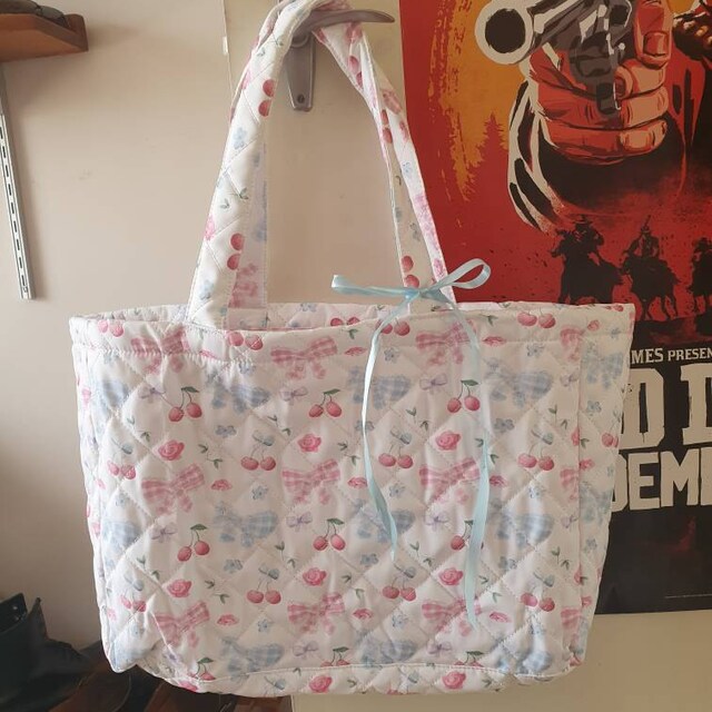 ★TOUT Y EST★ Quilted Tote Bag Pink 5006437668 Quilted White Blue Pink Bow Cherry Floral Checkered Tote Bag