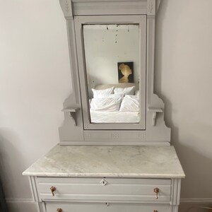 Lindsey added a photo of their purchase