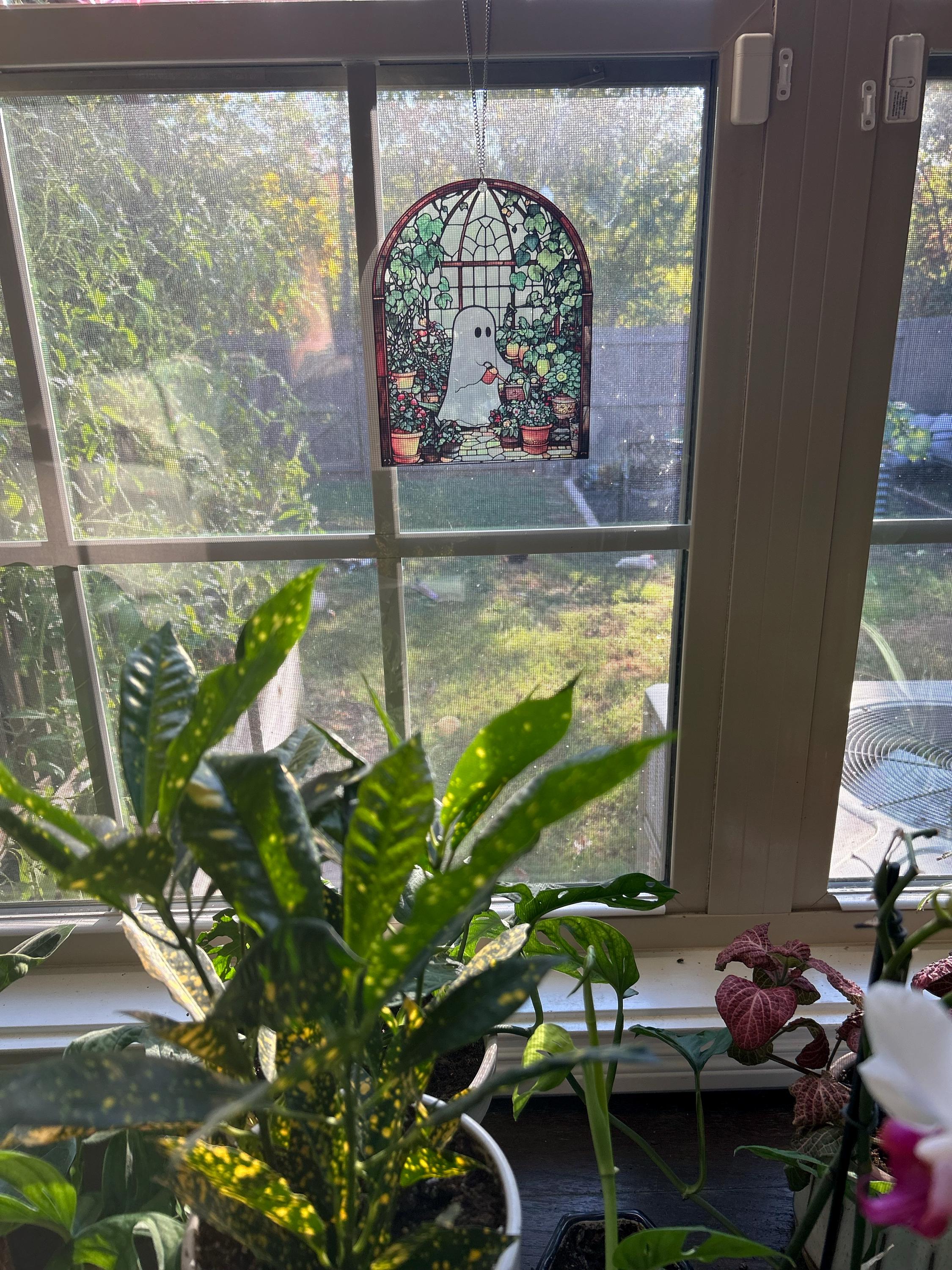 Cute Ghost Greenhouse Suncatcher Ornament, Halloween Ghost Acrylic Window Hangings, Plant Lovers Gift, Halloween Home Decor, Gift For Mom