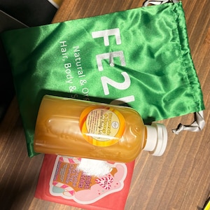 Niroshia added a photo of their purchase