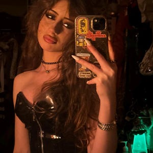 Aphrodite added a photo of their purchase