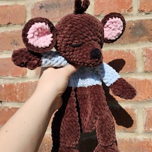 Kerckhove added a photo of their purchase