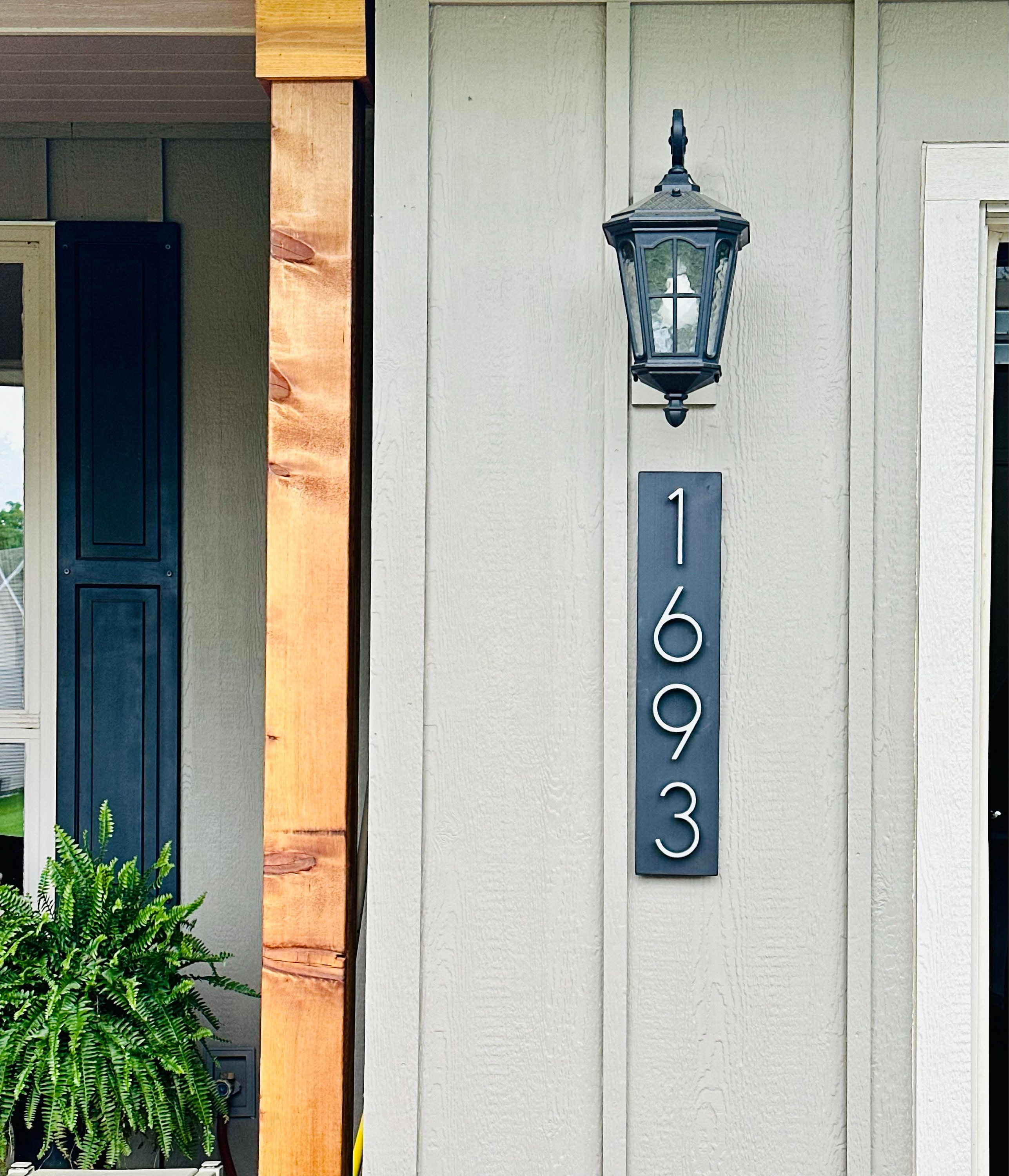 Black House Numbers on Wood, Modern House Number Sign, Metal House Numbers, Modern Address Sign, Wood Address Plaque, In Laws Gift, Vertical