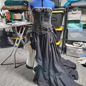 Fox ha añadido una foto de su compra