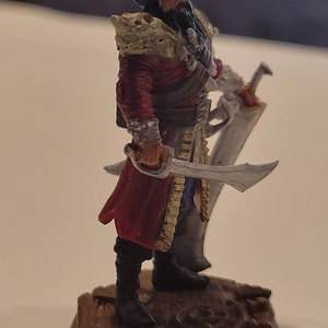 Cursed Captain Miniature Ghost Pirate Figurine | 32mm Scale | Dnd