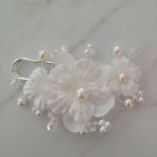 Attache/Remonte Traine/Broche Bordeaux Rouge/Fleur robe Mariée/Mariage