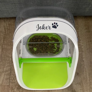 Image showcasing Surefeed® Feeder Anti-theft Barrier - Etsy