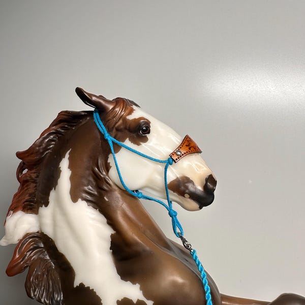 Tooled Bronc Noseband Rope Halter for Traditional Model Horses (1:9 ...