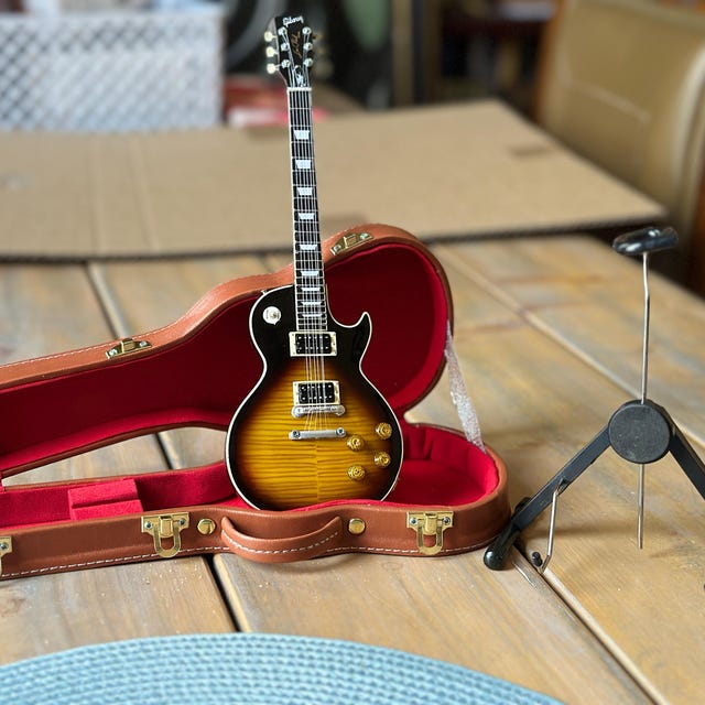 【ビンテージ】マツモク製Les Paul standard-Gibsonケース付 ビンテージ】マツモク製Les Paul standard-Gibsonケース付 ビンテージ