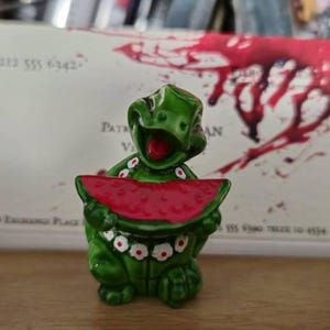 ちっちゃなカメ、キンダーサプライズの小さなカメ、手描きの90年代