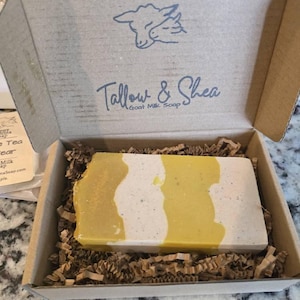 DaNelle added a photo of their purchase