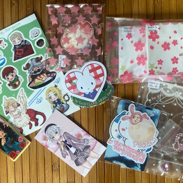 その他アニメ2.1インチマスコットキャラキーホルダー - Etsy 日本
