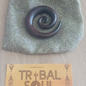 AZARIO LONDON 8 Gauge (3MM) Natural Organic Saba Wood Spiral Spiral Plug/Ear Expanders/Wood Gauge Plug/Hanger Tapers/Spiral Taper Plug/Stretchers - Sold By Piece - Online Marketplace