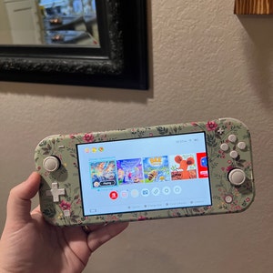 Taylor added a photo of their purchase