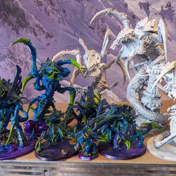 Space Bugs of Death Terrible Wyrm Space Bugs 225mm Unassembled ...