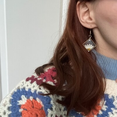 Flower Daisy Handmade Resin Earrings Personalized Floral - Etsy