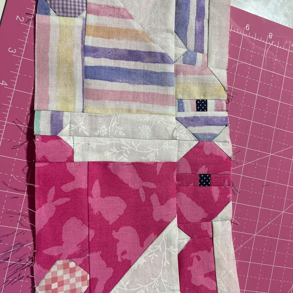PDF Easter Quilt Pattern - Green Bunny Quilt Pattern - Etsy