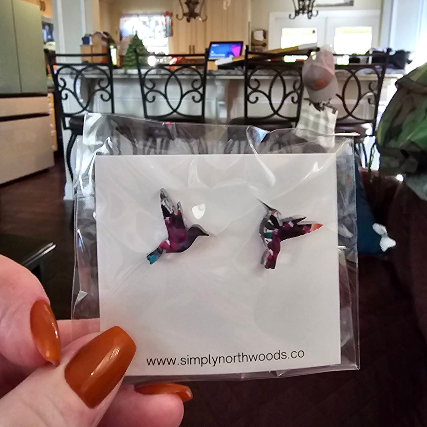 Hummingbird earrings stud, floral earrings, small studs, birthday gift for grandma, bird studs, bird lover gift, hummingbird jewelry, floral