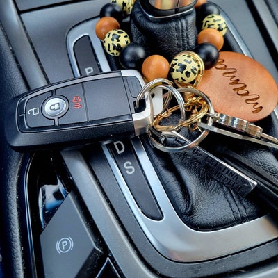 Keychain Wristlet, Beaded Keychain, Keychain Bracelet, Personalized ...