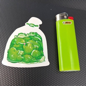 Lee added a photo of their purchase
