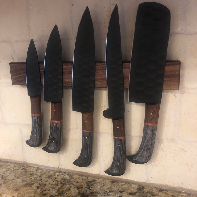 The minimalist wall-mounted magnetic knife holder highlights the beauty of  knives. North American black walnut - Shop CHONG Knives & Knife Racks -  Pinkoi