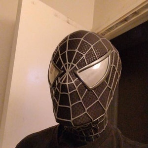 コスプレ　ブラック　スパイダーマン　マスク　トビー　マグワイア　サム・ライミ版 ブラックスパイダーマンマスク、フェイスシェルレンズ付きトビー