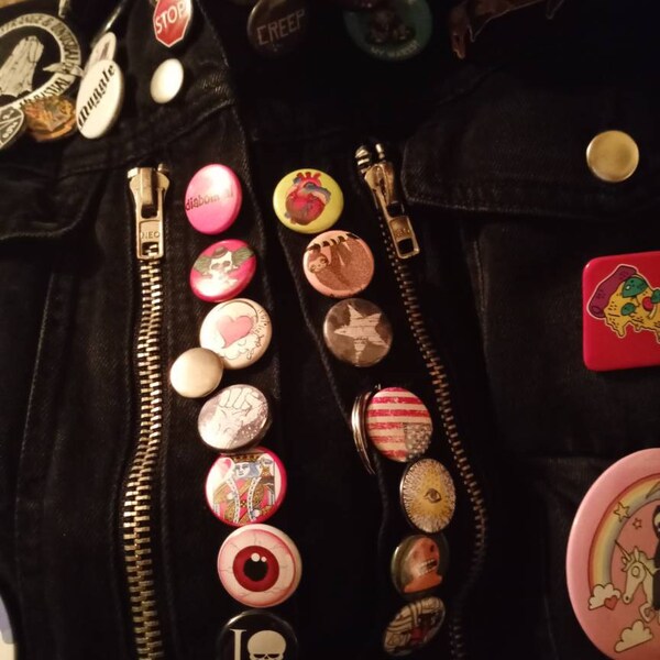 Scout Badges, Merit Badges Pins - Russell up Costume Badges Pins ...