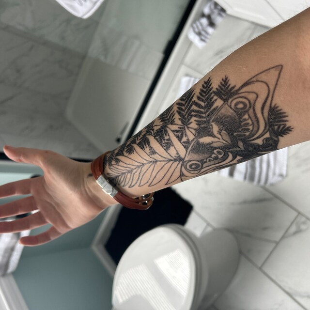 Ellie / Temporary Tattoo / Realistic / Forearm Tattoo / -  Singapore