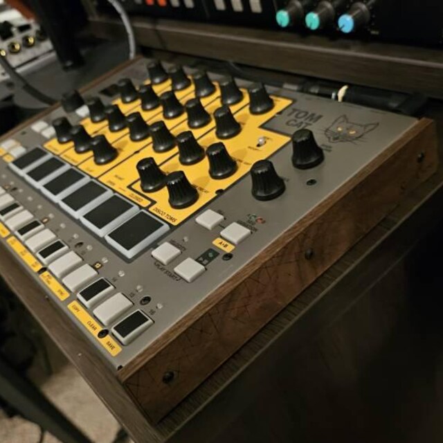 AKAI Tomcat Drum Machine Custom Wood Cheeks - Etsy