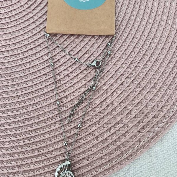 Gold Chain Nautilus Shell Pendant Necklace