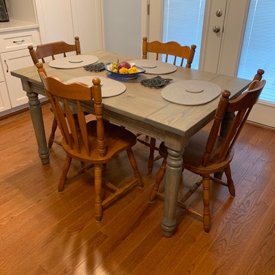 English Farmhouse Table With Thick Turned Round Legs / Farm - Etsy