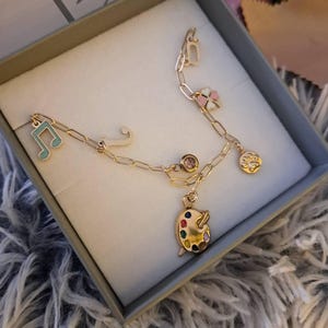 Jen added a photo of their purchase