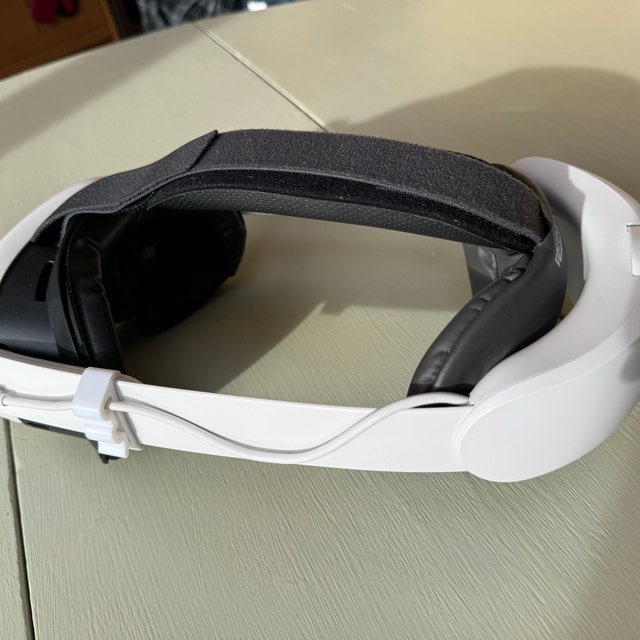 Cable Clip for Oculus / Meta Quest 2/3 Elite Strap and KIWI Strap