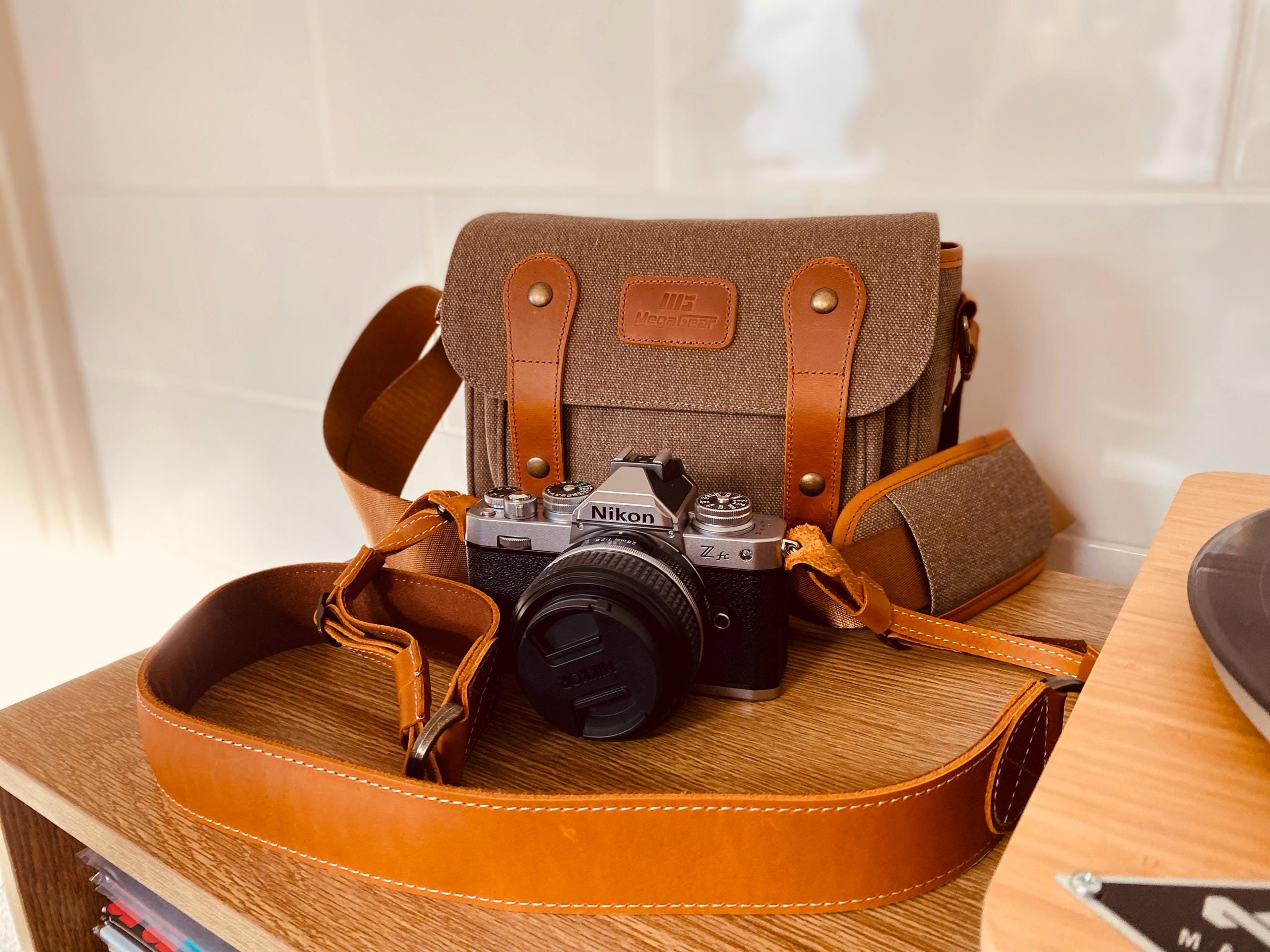 MegaGear Sequoia Canvas Camera Bag Shoulder Bag Case - Compatible with Canon Camera, Nikon, Sony SLR/DSLR Mirrorless Cameras and Lenses