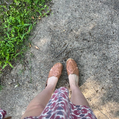 tan huaraches