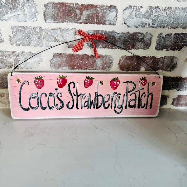 Rustic Strawberry Sign Strawberry Patch Wood Sign: Rustic Garden Decor, Personalized - Etsy
