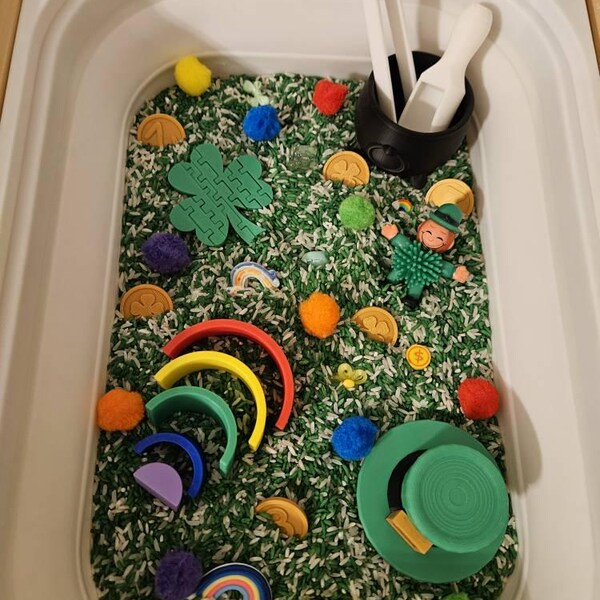 Montessori St Patrick's Day Sensory Bin - Interactive Play Kit for Kids ...