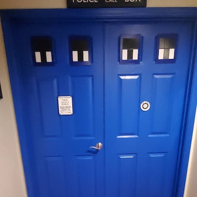 Doctor Who TARDIS Police Box HANDMADE Framed Sign - Etsy