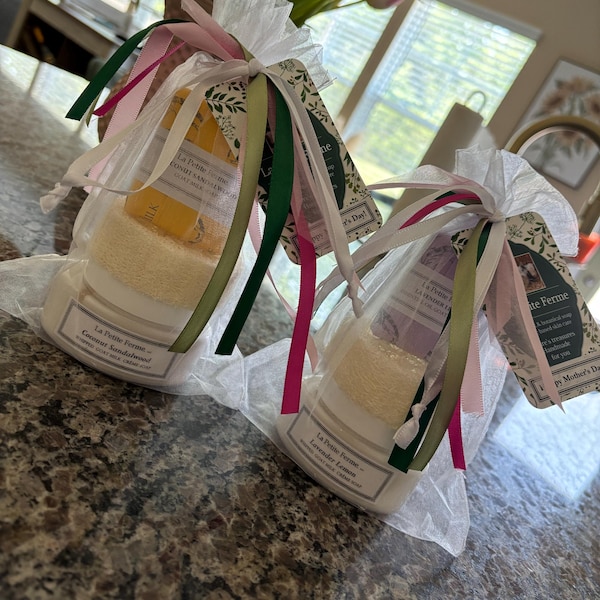 Christmas Bathtub Gift Set – Goat’s Milk Holiday Soaps main image 0