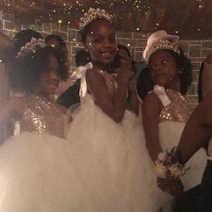 Dequishia added a photo of their purchase