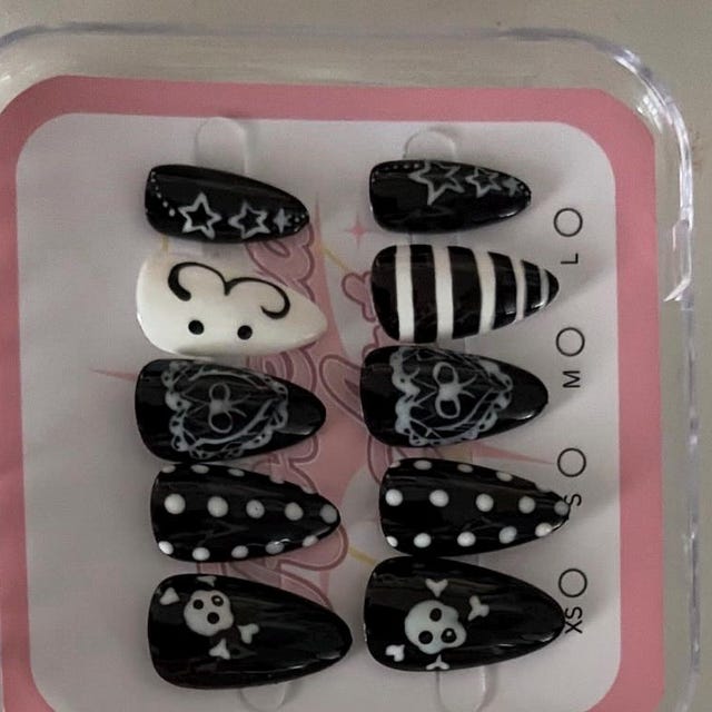 Mismatched Y2K Emo Press on Nails With Skull Lace Heart & Stars