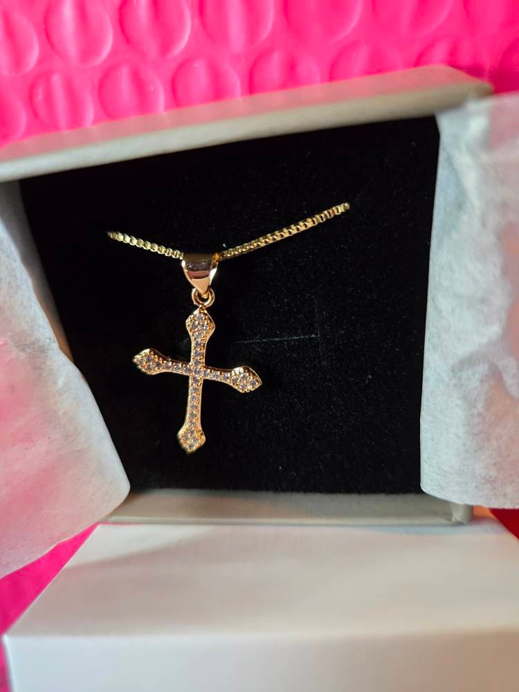 Gold Cross Necklace, Personalized Initial, Hand Stamp Disc, Religious Pendant, Gold Filled Cross Necklace, Birthday Gift, Christmas Gift